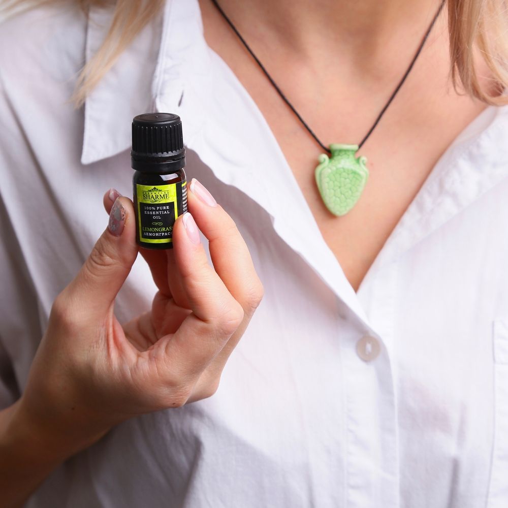 Lemongrass essential oil